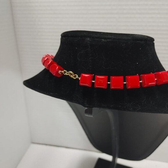 Ladies silk scarf & matching Red Acrylic Necklace VTG - Red - Black - Picture 5 of 10